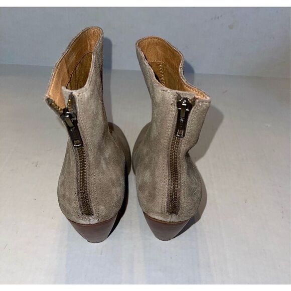 Corso Como Boots Womens 10 Suede Ankle, Taupe Gray pointed A17 - Picture 4 of 8